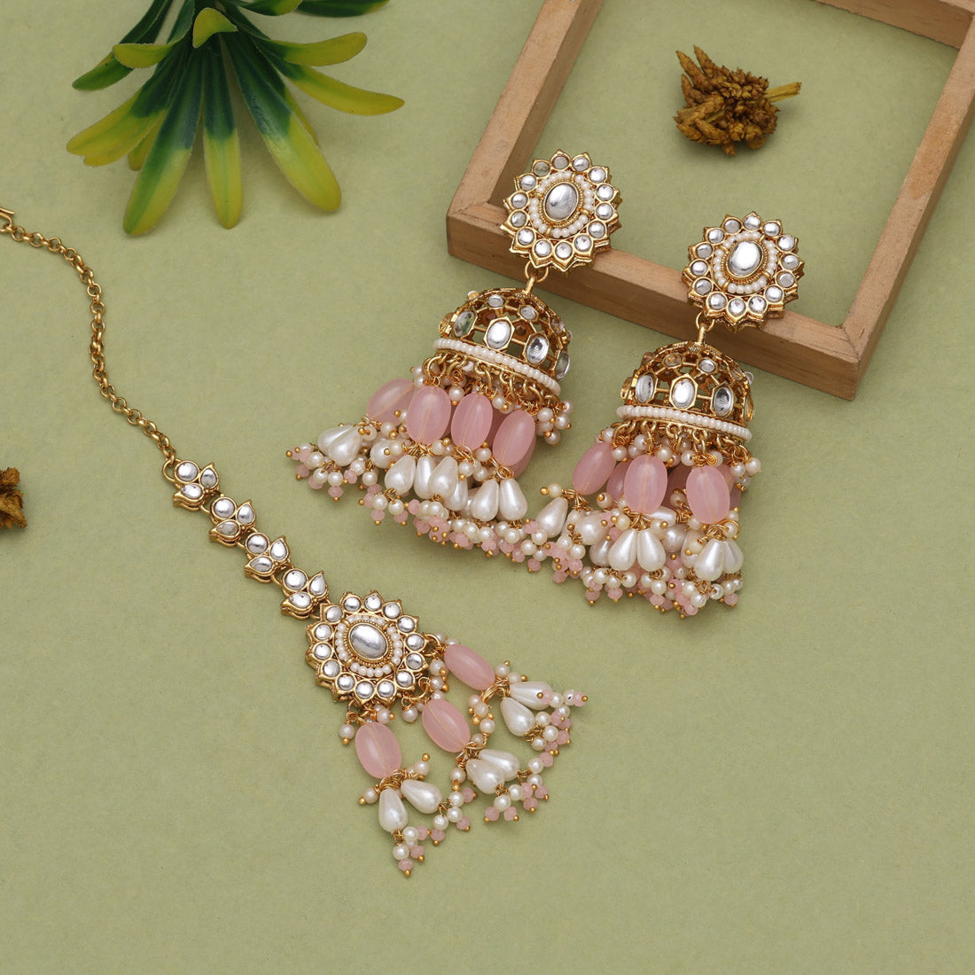Soft Pink Color Kundan Necklace Set