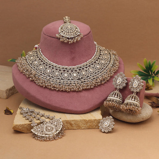 Traditional Gold Color Pakistani Kundan Necklace Set