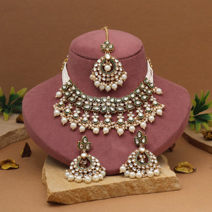 Snow White Color Kundan Necklace Set