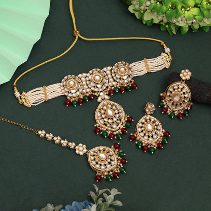 Maroon & Green Color Choker Kundan Necklace Set With Rich Detailing