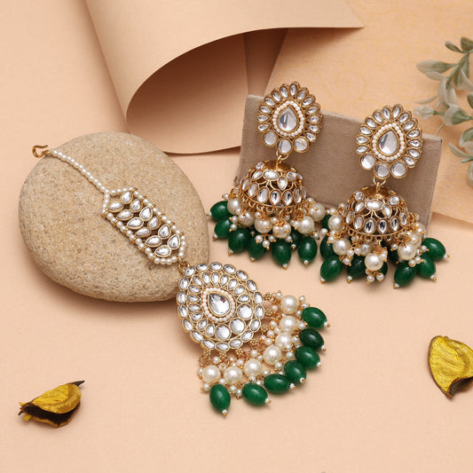 Green Color Kundan Necklace Set With Leaf Inspired Detailing And Shine