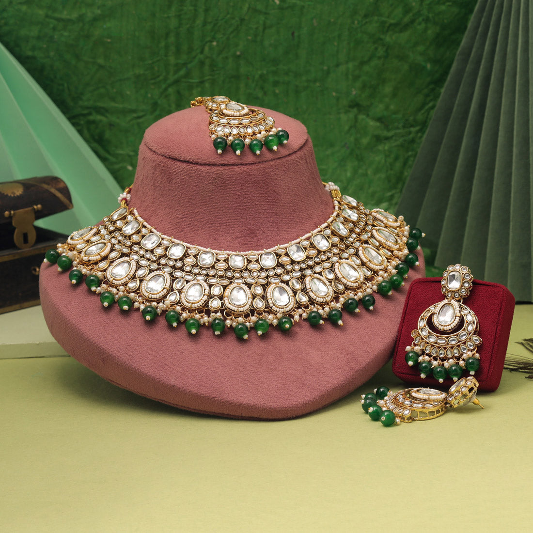 Traditional Green Color Kundan Necklace Set With Matching Earrings Design