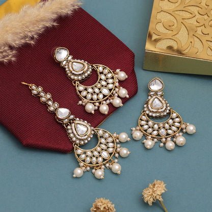 White Color Kundan Necklace Set For Elegant Occasions And Wedding Looks