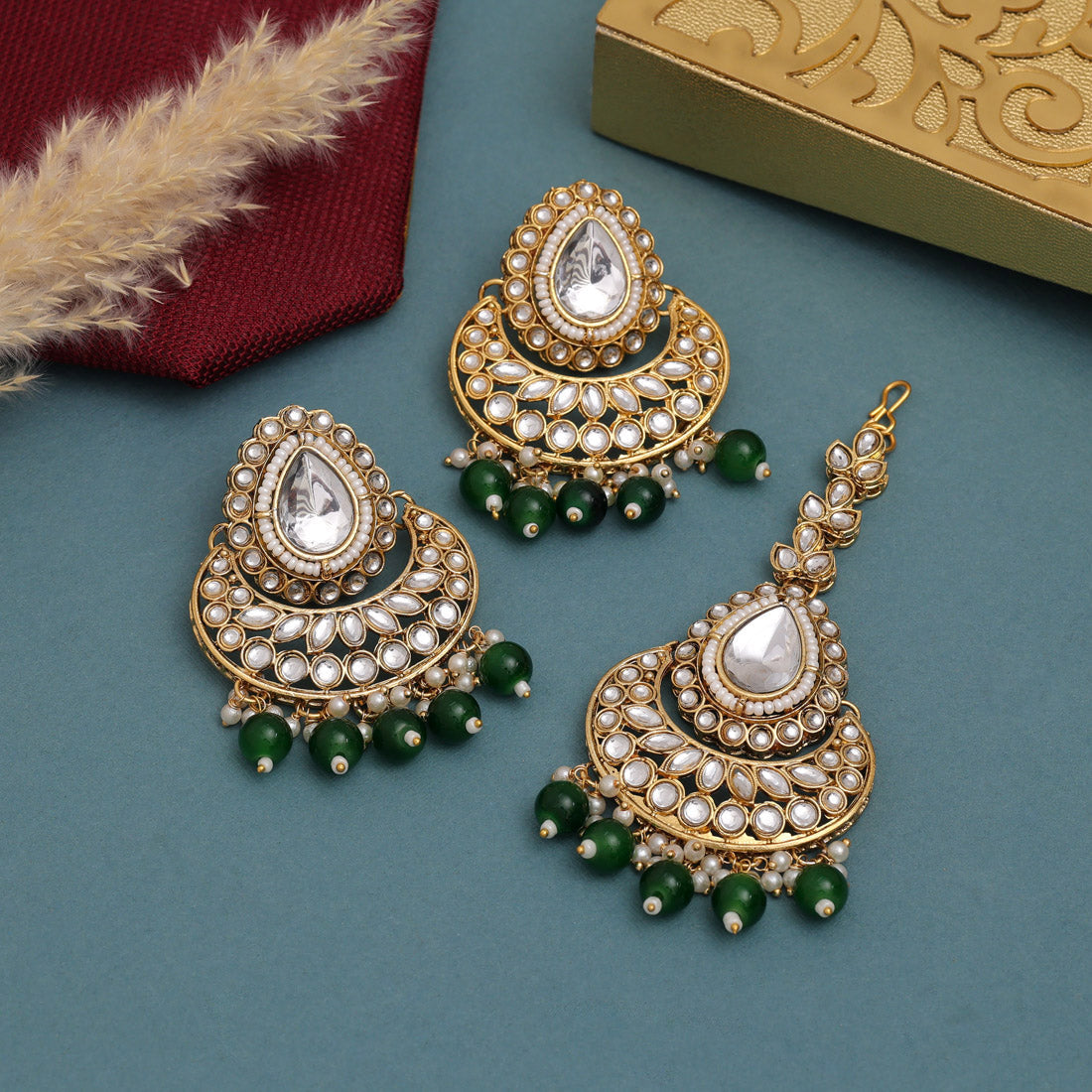 Vibrant Green Color Kundan Necklace Set For Sangeet And Mehendi Nights