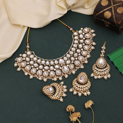White Color Kundan Necklace Set For Graceful Bridal Party Styling