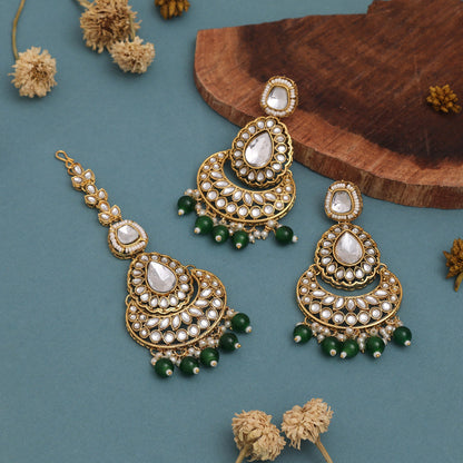 Green Color Kundan Necklace Set With Ethnic Vibes And Bold Accents