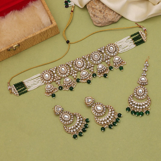 Contemporary Green Color Choker Kundan Necklace Set With Modern Styling
