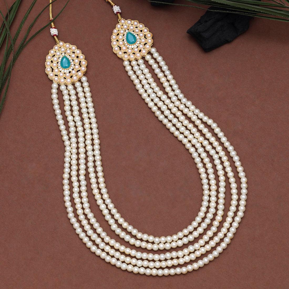 Rama Green Color Kundan Necklace Set (KN223RGRN)