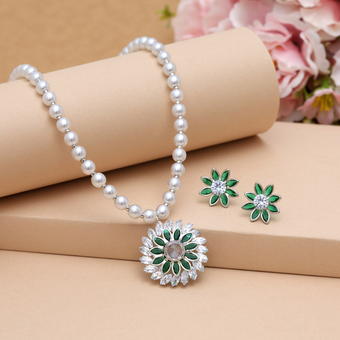 Green Color Stone Necklace Set (STN223GRN)