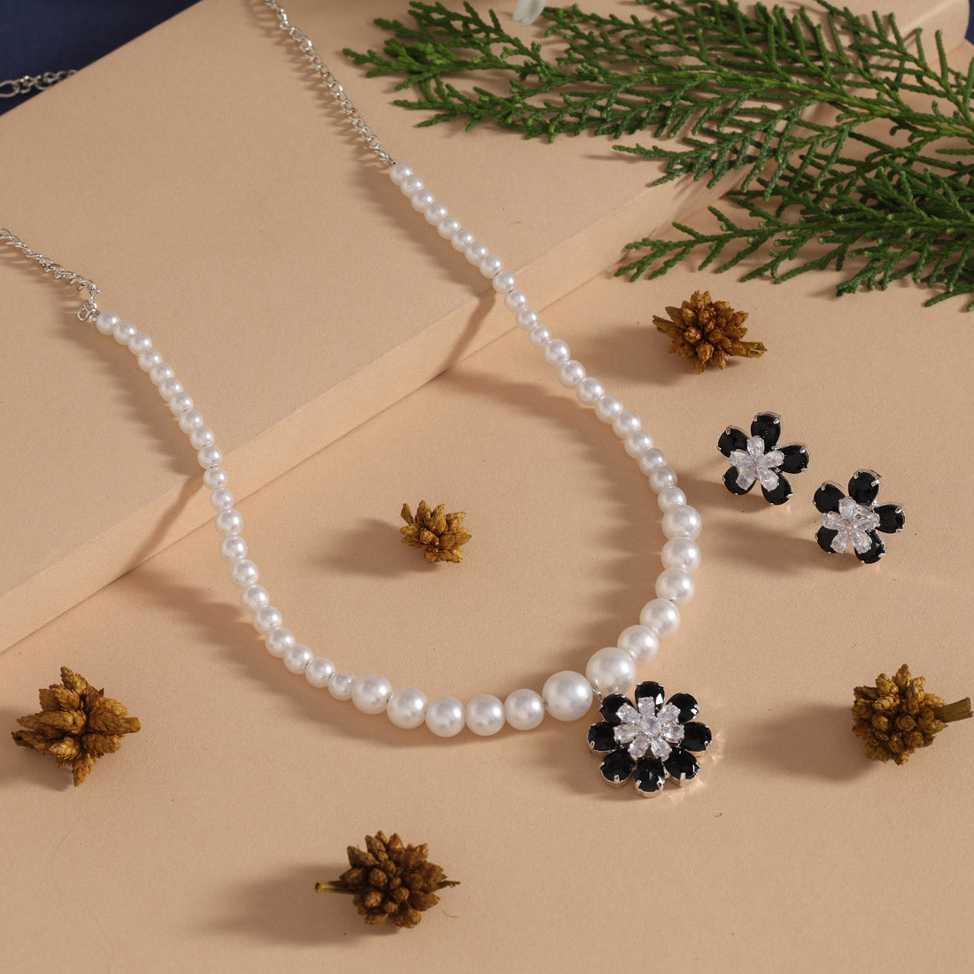 Black Color Stone Necklace Set