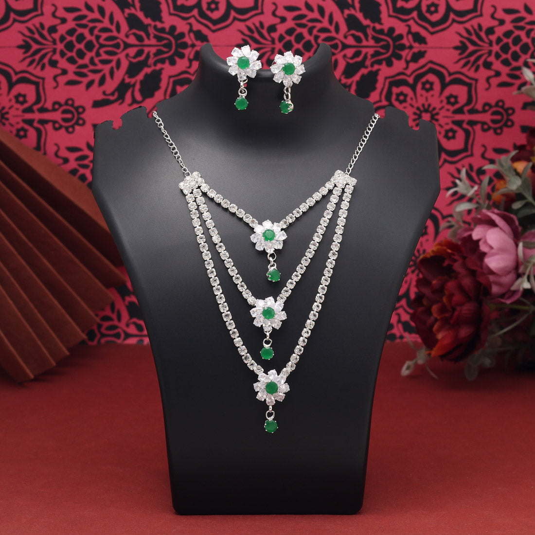 Green Color Stone Necklace Set