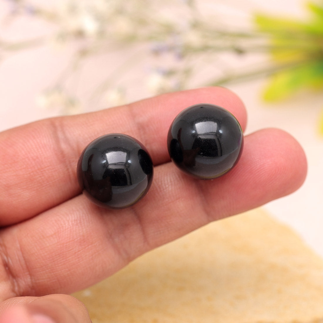 Black & White Color Stud Earrings Combo Of 8 Pairs (STUD221CMB)
