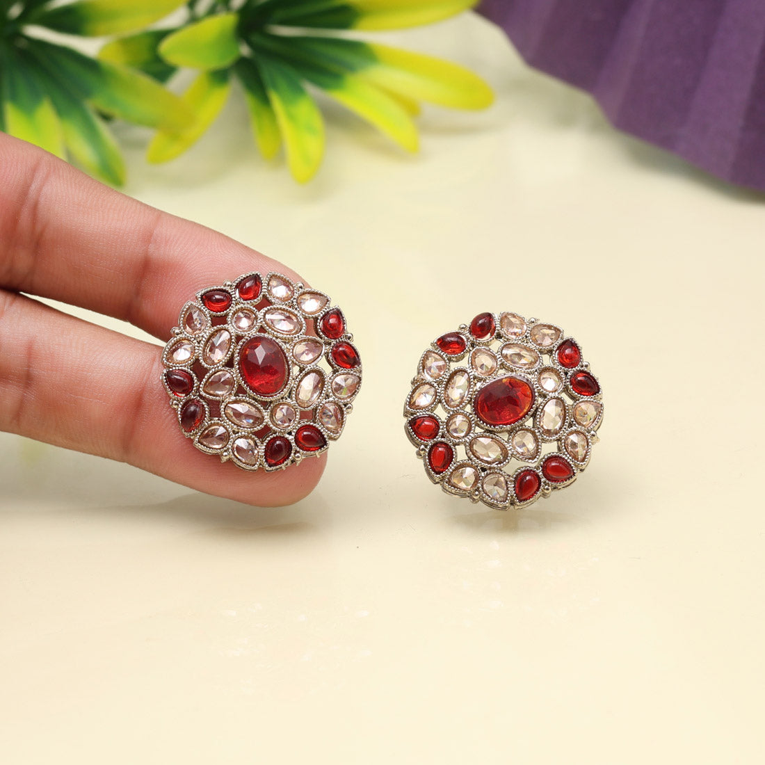 Fiery Red Color Tops Stud Earrings
