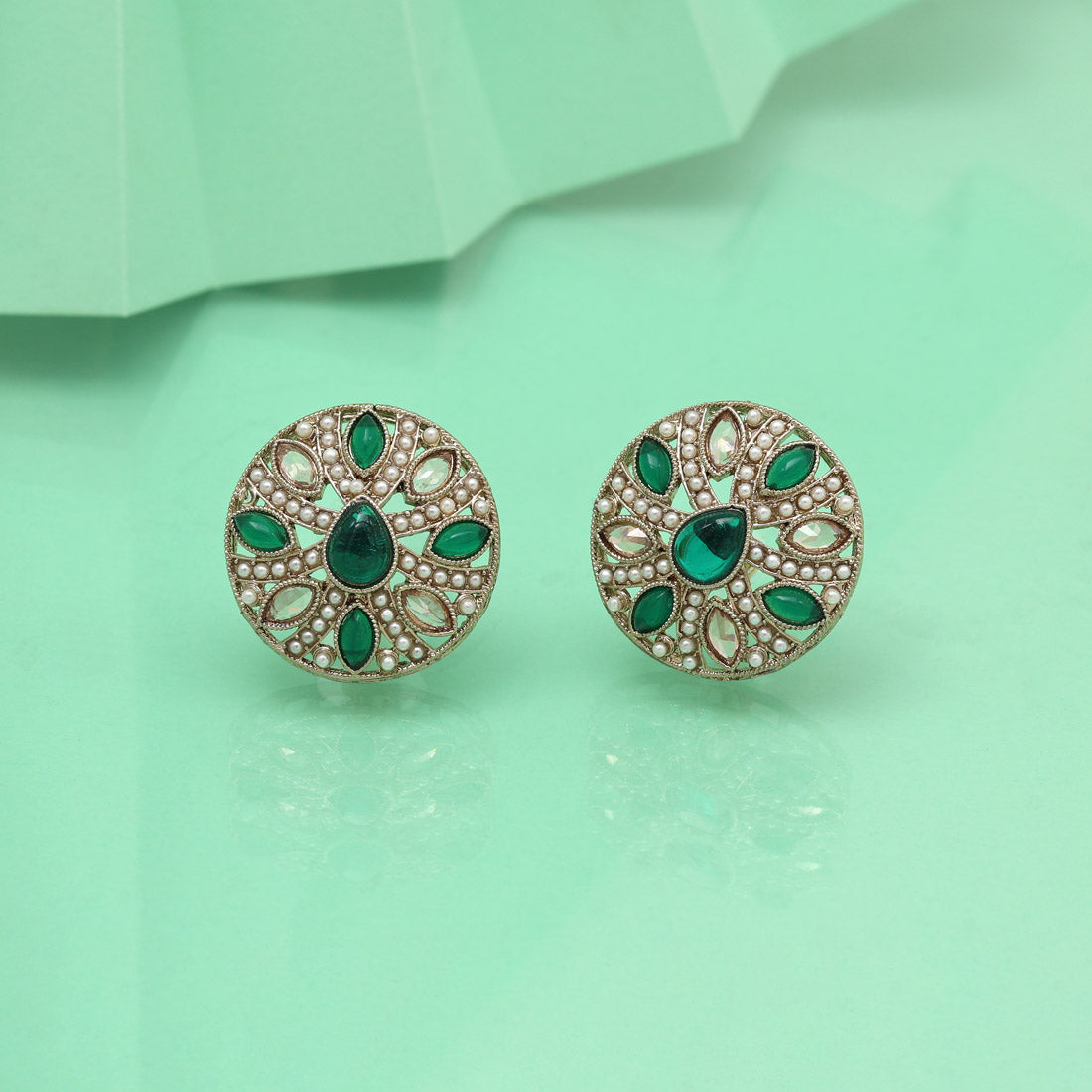 Botanical Green Color Tops Stud Earrings