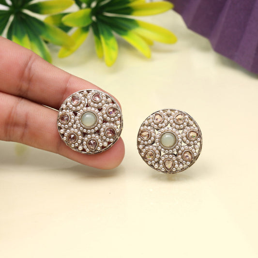 Soft Pista Green Color Tops Stud Earrings