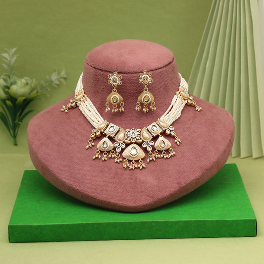 White Color Matte Gold Rajwadi Temple Necklace Set