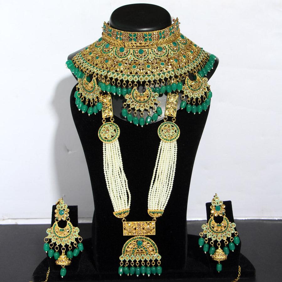 Artificial jewellery in hot sale green colour