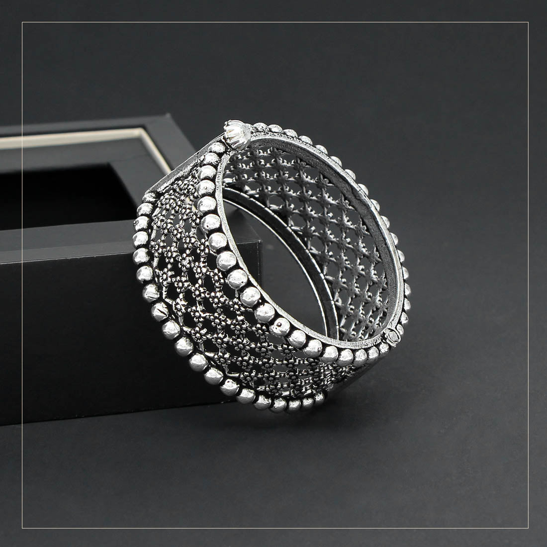 Silver Color Oxidised Bracelet (GSB155SLV)