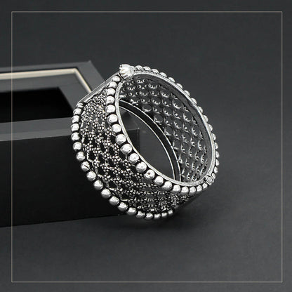 Silver Color Oxidised Bracelet (GSB155SLV)