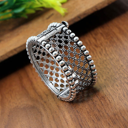Silver Color Oxidised Bracelet (GSB155SLV)