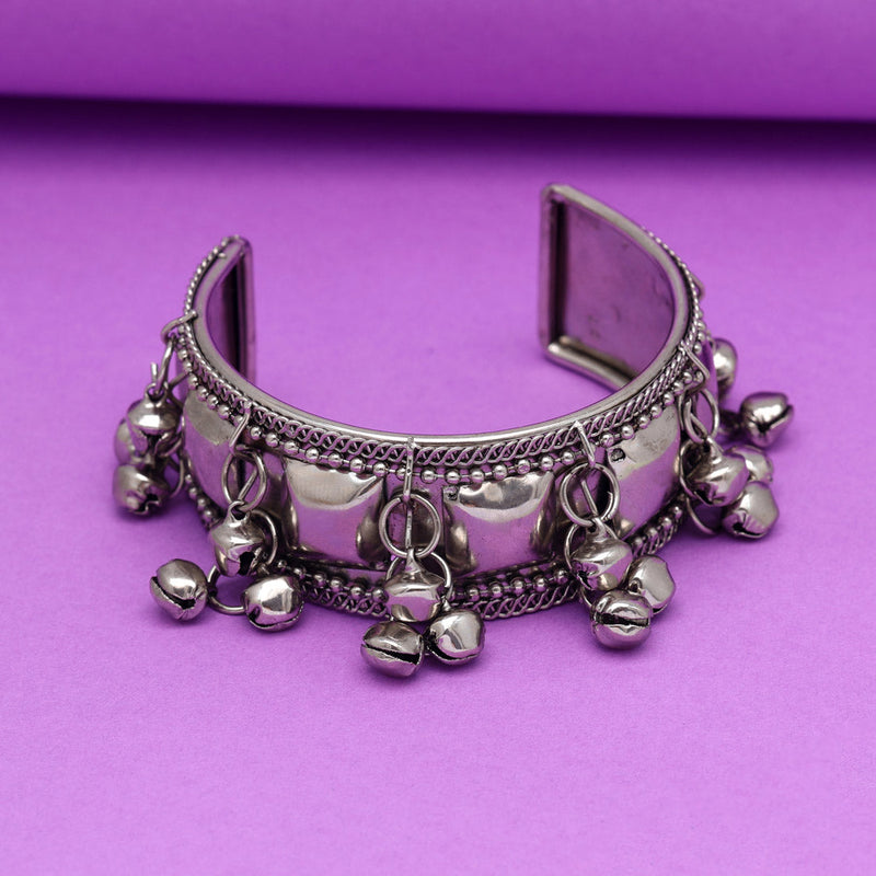 Silver Color Oxidised Bracelet (GSB315SLV)