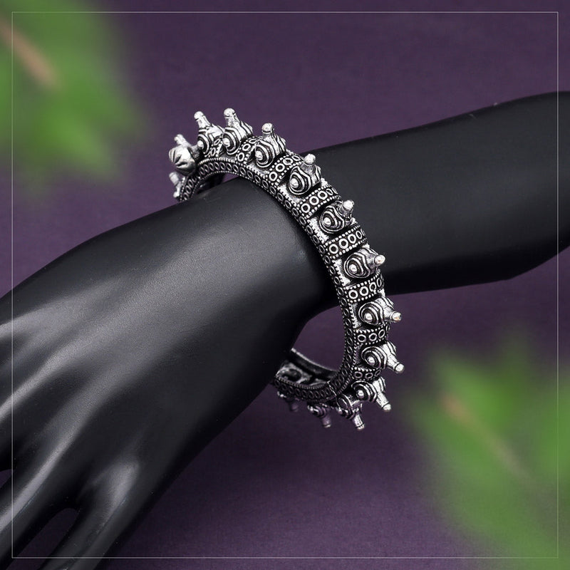 Silver Color Oxidised Bracelet (GSB340SLV)