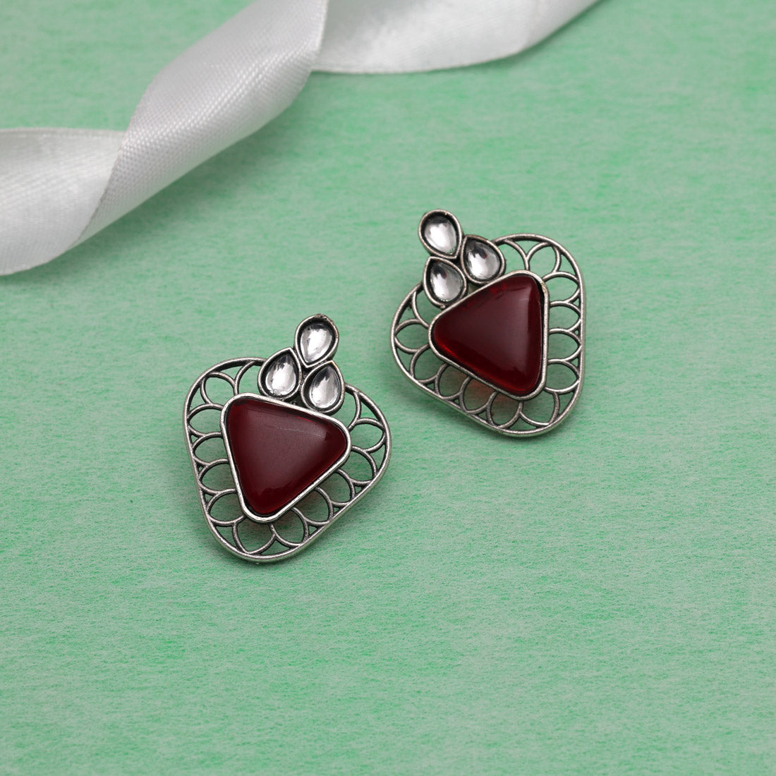 Maroon Color Monalisa Stone Oxidised Earrings (GSE2829MRN)
