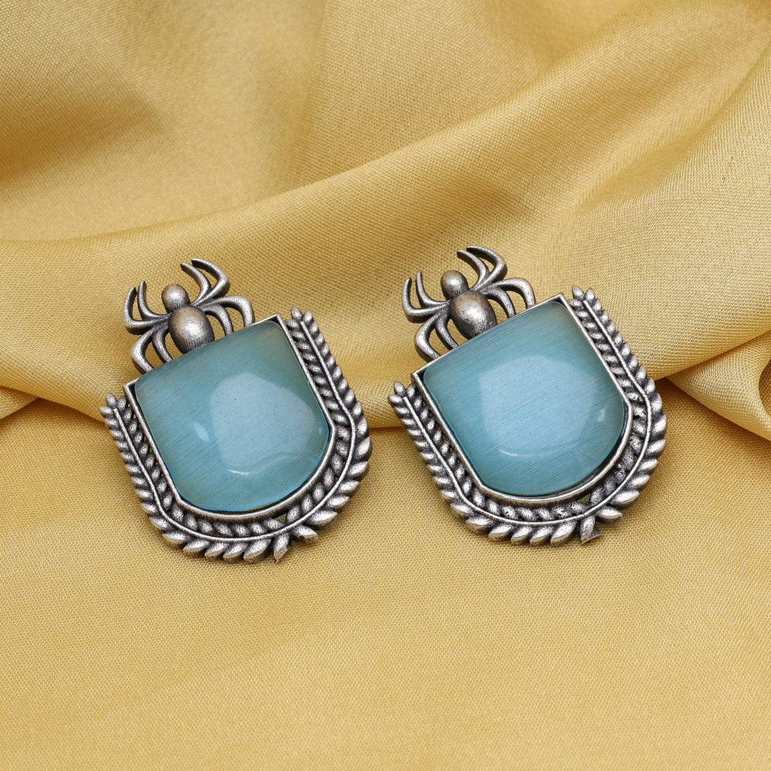 Sky Blue Color Monalisa Stone Oxidised Earrings (GSE2830SBLU)