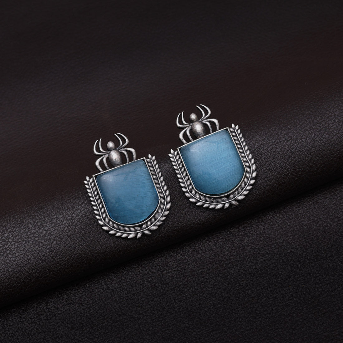 Sky Blue Color Monalisa Stone Oxidised Earrings (GSE2830SBLU)