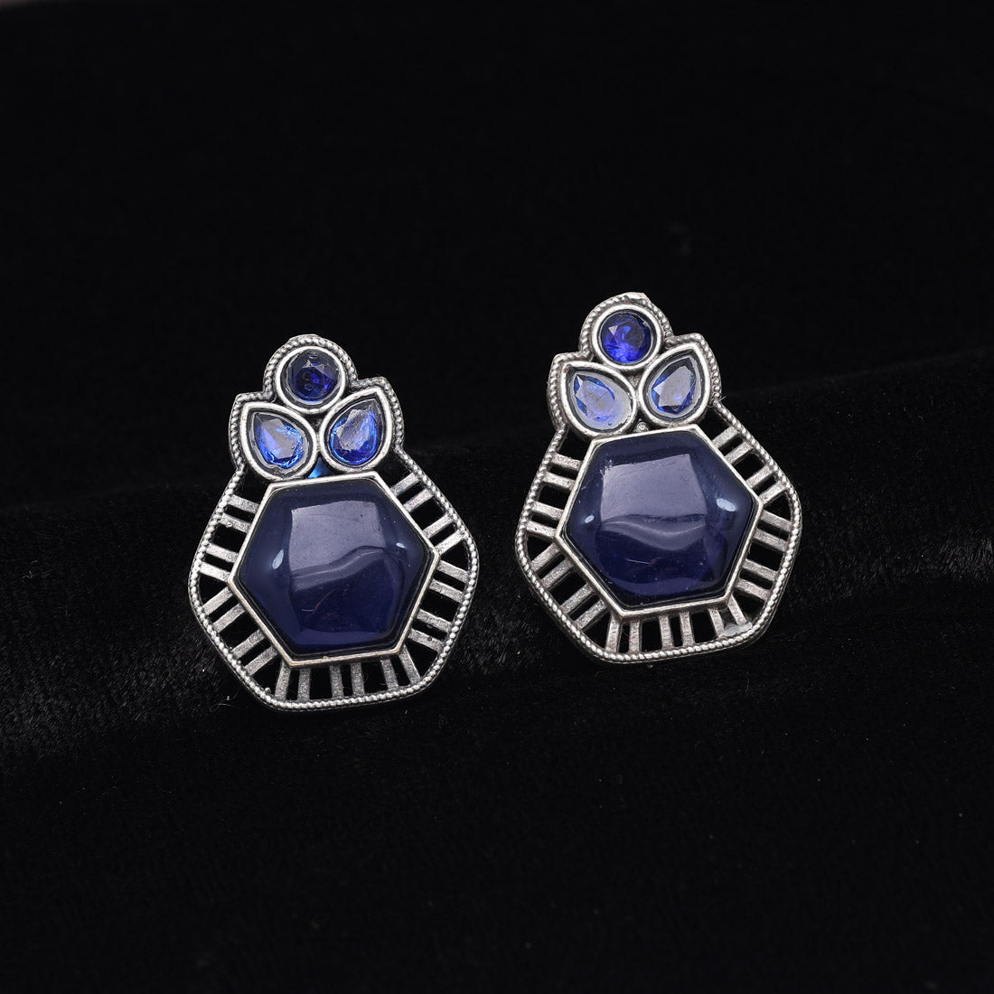 Blue Color Monalisa Stone Oxidised Earrings (GSE2834BLU)