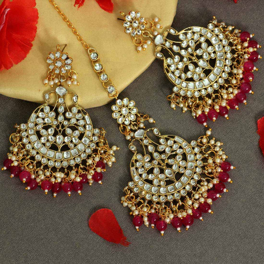 Ladies Kundan Pearl Maang Tikka Earring Set at Rs 599/set | Kundan Maang  Tikka in Mumbai | ID: 2850904039548