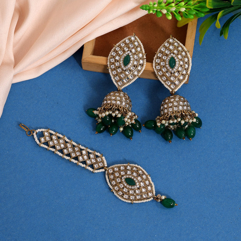 Green Color Kundan Earrings With Maang Tikka (KDTE539GRN)