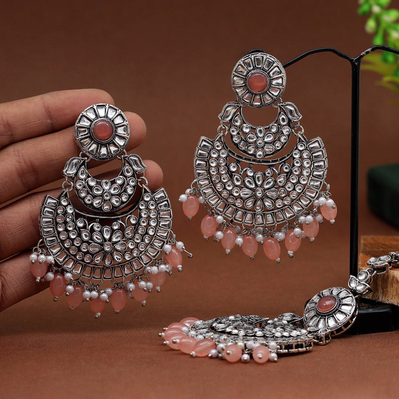 Peach Color Kundan Earrings With Maang Tikka (KDTE546PCH)