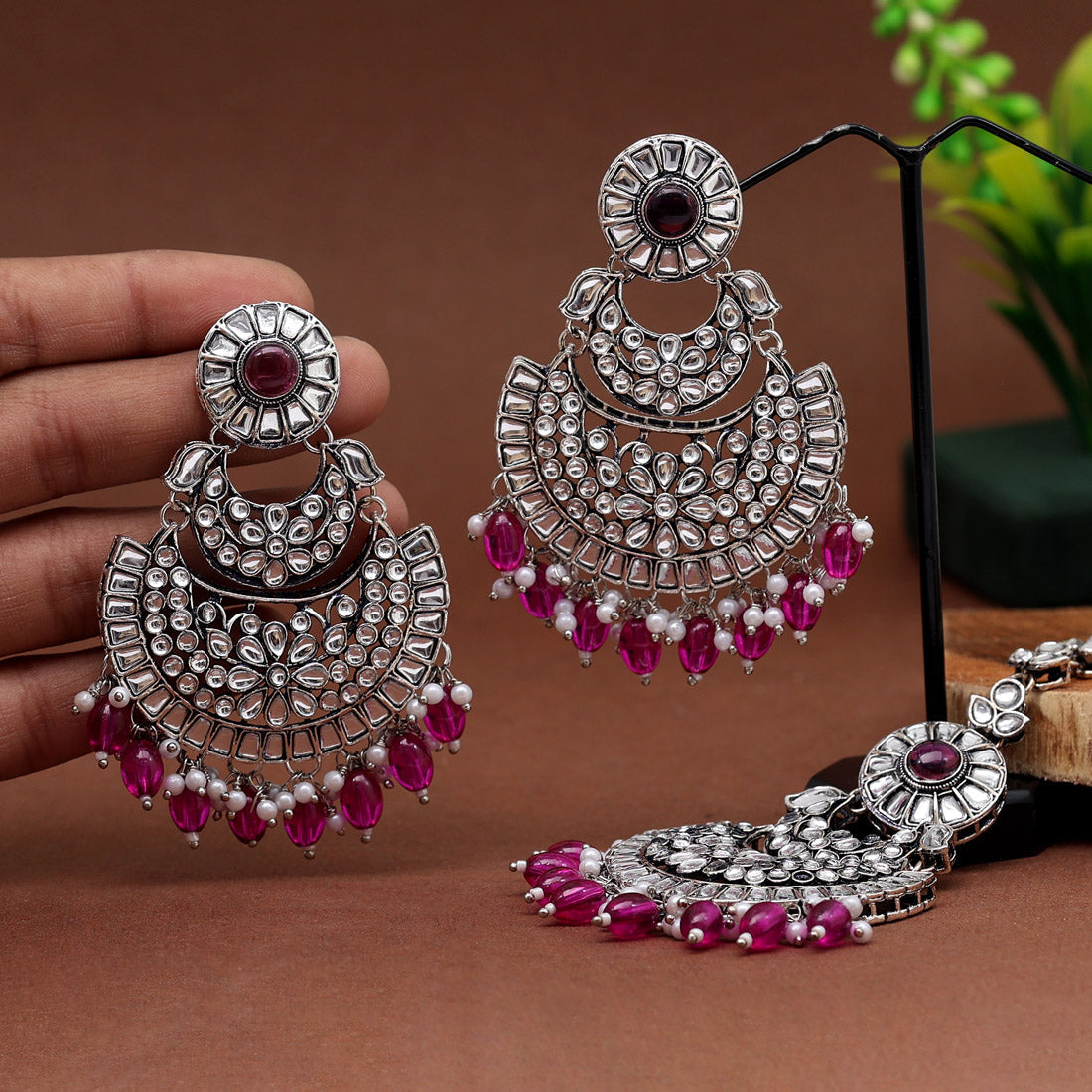 Purple Color Kundan Earrings With Maang Tikka (KDTE546PRP)