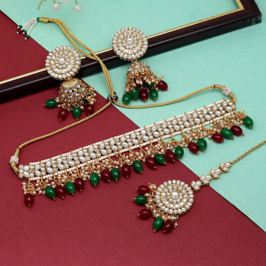 Red and green on sale kundan necklace set