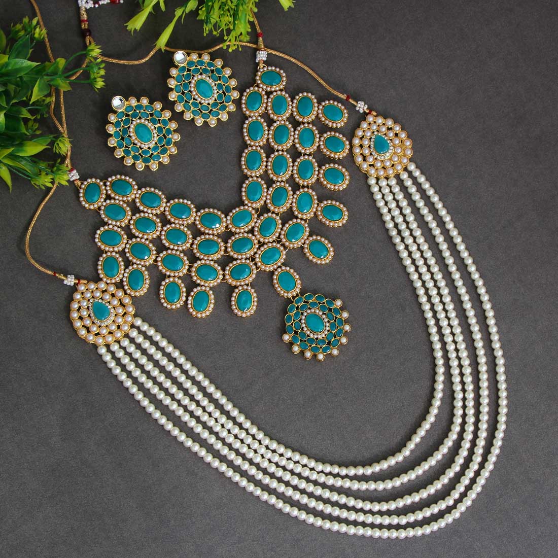 Rama Green Color Kundan Necklace Set (KN223RGRN)