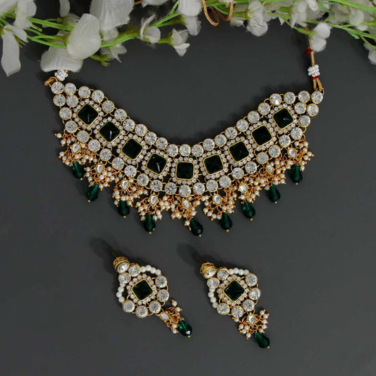 Green Color Kundan Necklace Set (KN827GRN)