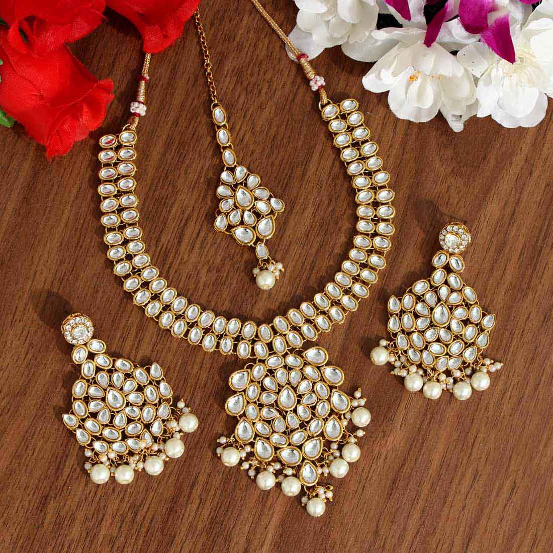 White Color Kundan Necklace Set (KN988WHT)