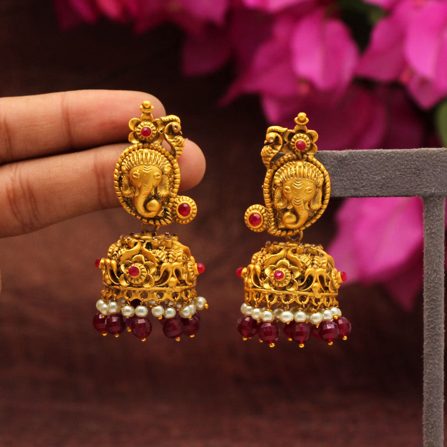 Gold hot sale big jhumka