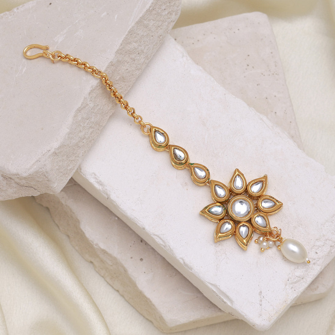 White Color Meena Work Kundan Maang Tikka (MTK557WHT)