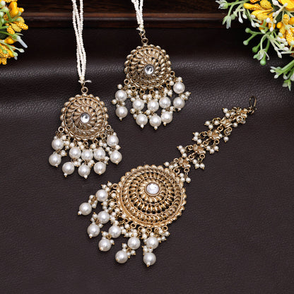 White Color Earrings With Maang Tikka (MTKE468WHT)
