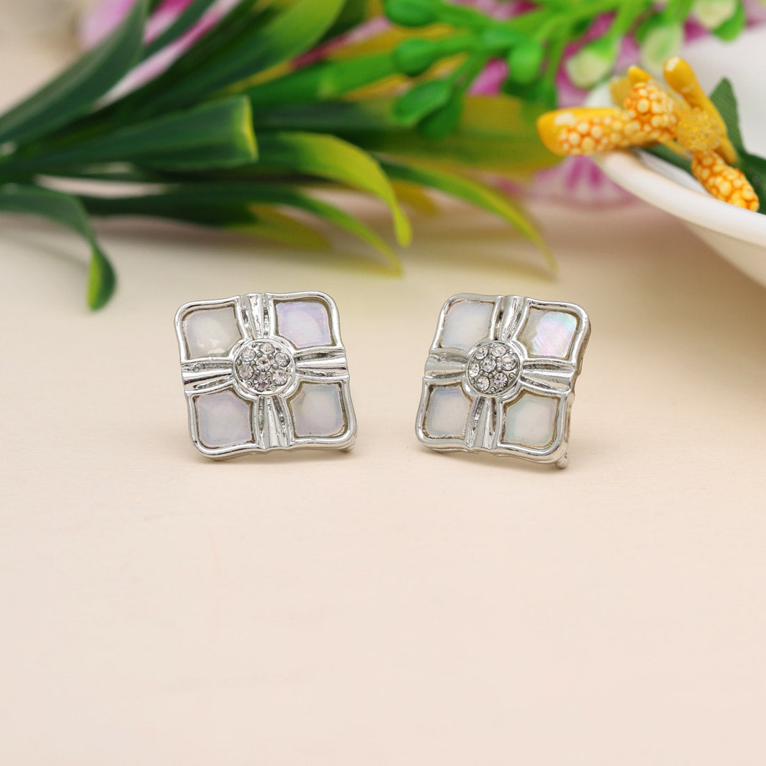 White Color Stud Earrings (STUD206WHT)